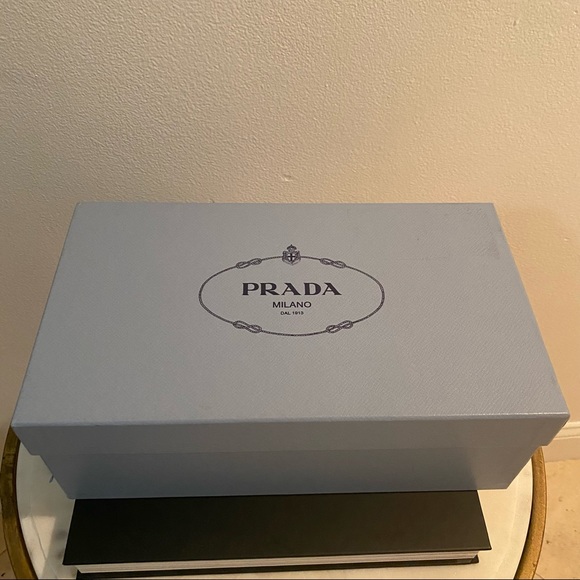 Prada Suede Pointy Toe Mule Red - Picture 13 of 13